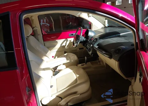 2009 Volkswagen New Beetle 2.5L из США, поврежденный, VIN 3VWPW31CX9M515389